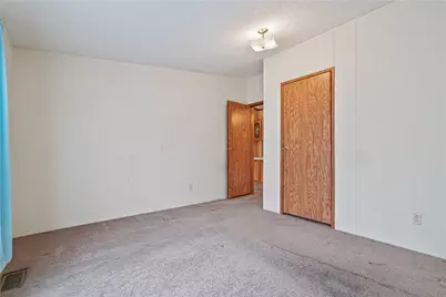 736 Regent Dr, Chartiers, PA 15301 - Photo 19