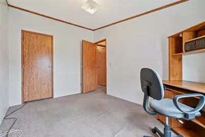 736 Regent Dr, Chartiers, PA 15301 - Photo 17