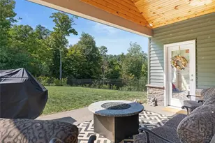 113 Hemingway Ln, Kennedy Township, PA 15108 - Photo 15