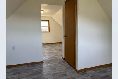832 Delaware Ave, Glassport, PA 15045 - Photo 5