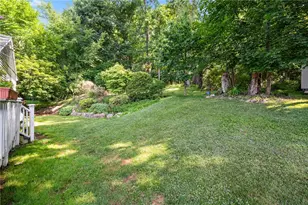 1628 Harvest Hill Dr, Pittsburgh, PA 15239 - Photo 21