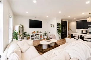 800 Gillian Ln, Cranberry Township, PA 16066 - Photo 11
