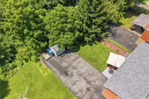 135 Gilmore Dr, Wilkins Township, PA 15235 - Photo 39