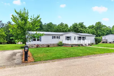 218 Florence Dr, Menallen Township, PA 15401 - Photo 3