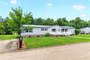 218 Florence Dr, Menallen Township, PA 15401 - Photo 3
