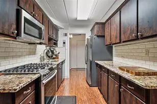 605 Shady Ave, Pittsburgh, PA 15206 - Photo 9