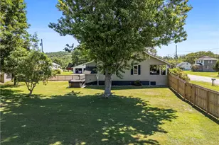 656 Browns Ferry Rd, Carmichaels-Cumberland, PA 15320 - Photo 5