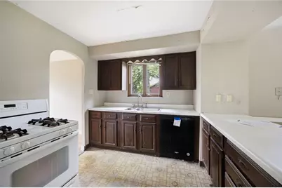10813 Frankstown Rd, Pittsburgh, PA 15235 - Photo 17