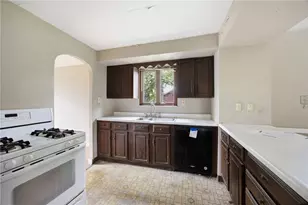 10813 Frankstown Rd, Pittsburgh, PA 15235 - Photo 17