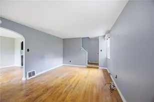 10813 Frankstown Rd, Pittsburgh, PA 15235 - Photo 9