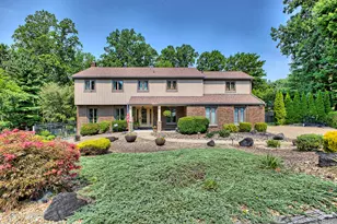 651 Buckingham Dr, Hempfield Township, PA 15601 - Photo 1