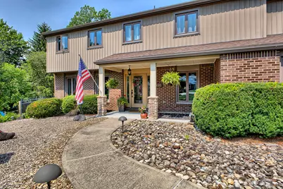 651 Buckingham Drive, Hempfield Township, PA 15601 - Photo 3