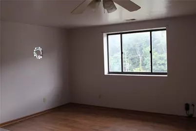 569 Woodmont Ave, East McKeesport, PA 15035 - Photo 7