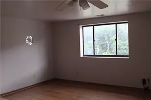569 Woodmont Ave, East McKeesport, PA 15035 - Photo 7