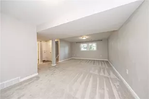 419 Old Hickory Dr, Pittsburgh, PA 15235 - Photo 21