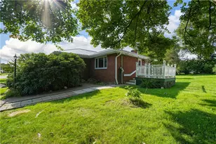 19 Armstrong St, Cheswick, PA 15024 - Photo 1