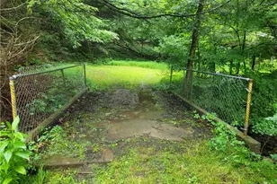2510 Pine Grove Rd, Industry, PA 15052 - Photo 11