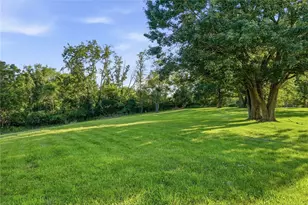 634 Old Morganza Rd, Cecil, PA 15317 - Photo 11
