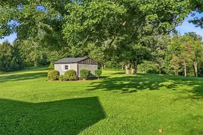 634 Old Morganza Rd, Cecil, PA 15317 - Photo 15