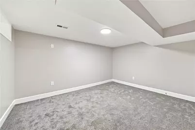 1076 Chapel Rd, Center Township, PA 15061 - Photo 41