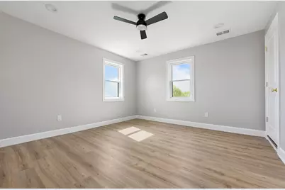 1076 Chapel Rd, Center Township, PA 15061 - Photo 25