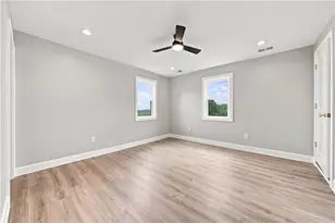 1076 Chapel Rd, Center Township, PA 15061 - Photo 33