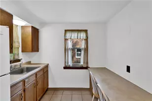890 Stevendale Dr, Wilkins Township, PA 15221 - Photo 15