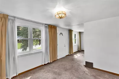 890 Stevendale Dr, Wilkins Township, PA 15221 - Photo 13