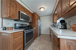 1196 Ella St, Monaca, PA 15061 - Photo 7