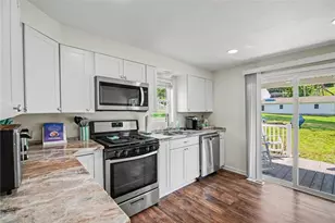 502 Clyde St, Oakdale, PA 15071 - Photo 7
