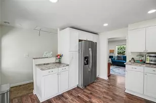 502 Clyde St, Oakdale, PA 15071 - Photo 9