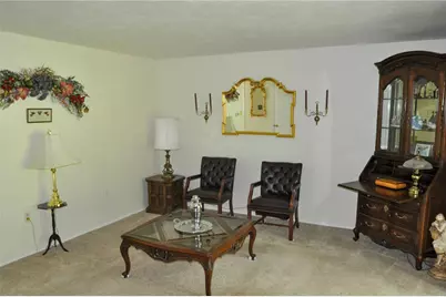 953 Academy Heights Drive, Hempfield Township, PA 15601 - Photo 9
