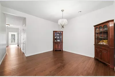 401 River Glen Dr, Economy, PA 15005 - Photo 9