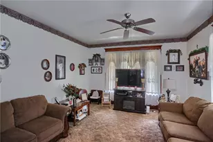 409 E Reynolds St, New Castle, PA 16101 - Photo 15