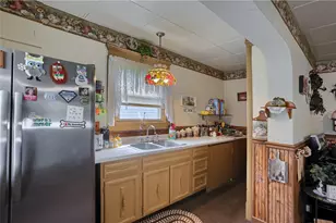 409 E Reynolds St, New Castle, PA 16101 - Photo 13