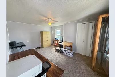 1612 Broad St, South Greensburg Boro, PA 15601 - Photo 19