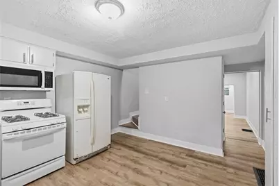 330 Nesbitt St, Collier Township, PA 15106 - Photo 7