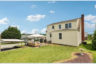201 S 6th Street, Youngwood, PA 15697 - Photo 21
