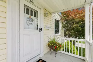 201 S 6th St, Youngwood, PA 15697 - Photo 3