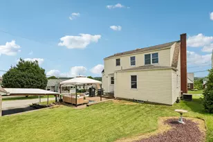 201 S 6th St, Youngwood, PA 15697 - Photo 21