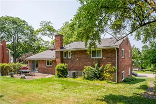 1531 Forestview Dr, Pittsburgh, PA 15234 - Photo 17