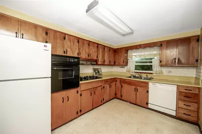 18299 Route 286 Hwy, Montgomery-Grant, PA 15759 - Photo 13