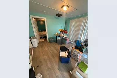 1102 Oakland Ave, Charleroi Boro, PA 15022 - Photo 9