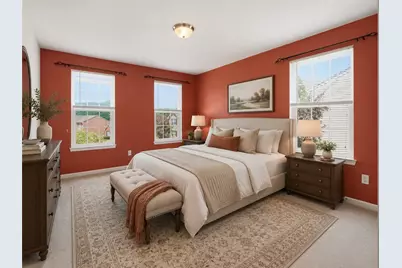 142 Bradford Square Dr, Trafford, PA 15085 - Photo 5