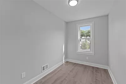 748 Anaheim St, Schenley Heights, PA 15219 - Photo 23