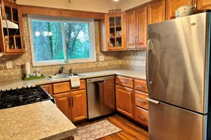 4407 Greengrove Dr, Hampton, PA 15101 - Photo 9