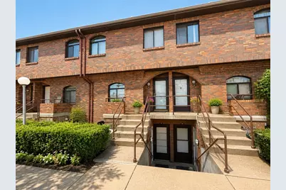 3222 Kennett Sq, Pittsburgh, PA 15213 - Photo 1