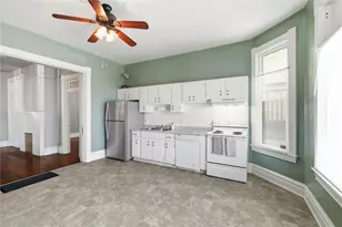 306 N 1st St, Jeannette, PA 15644 - Photo 9