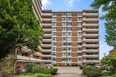 220 N Dithridge St #504, Pittsburgh, PA 15213 - Photo 1