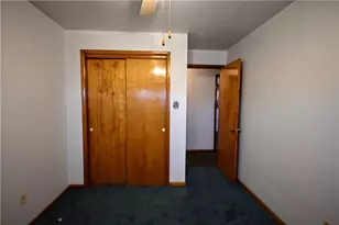 129 Pennsylvania Blvd, Monessen, PA 15062 - Photo 13